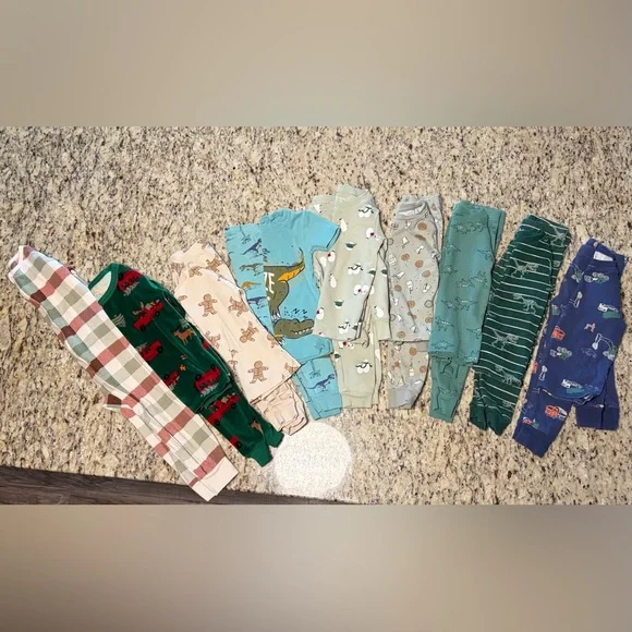 Set of 9 Boys 3T Pajamas - Picture 2 of 11